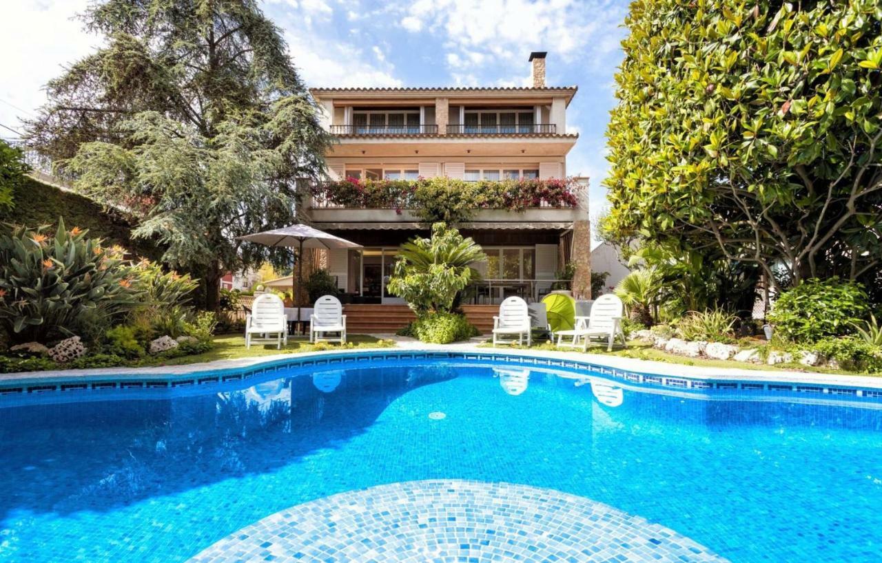 Villa Paquita Calella Luaran gambar