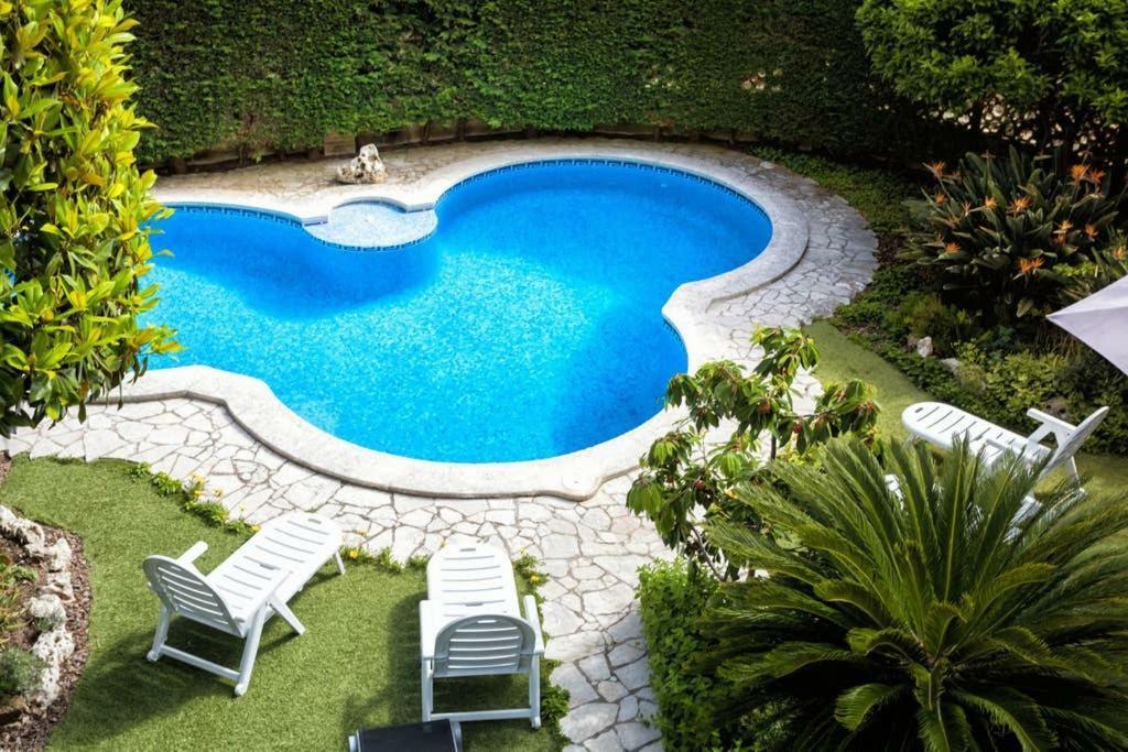 Villa Paquita Calella Luaran gambar