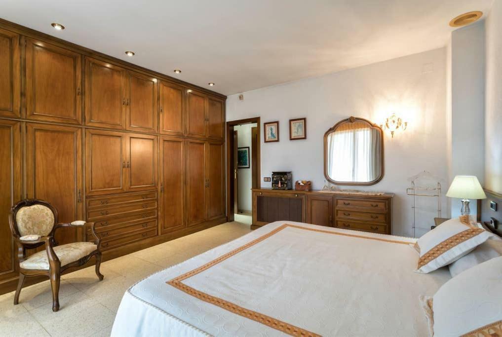 Villa Paquita Calella Luaran gambar